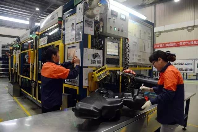 璁告槍鍒涙柊鍙戝睍,璁告槍鍒涙柊椹卞姩鍙戝睍