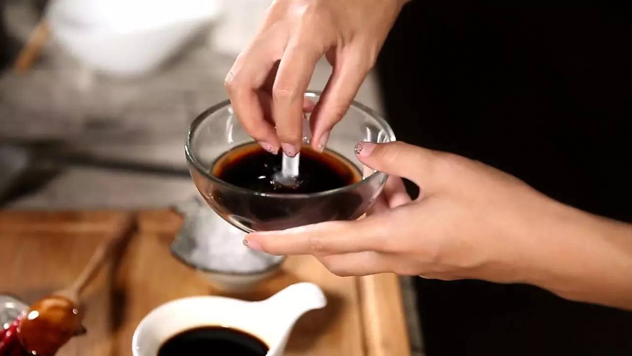 三杯鸡故事,三杯鸡的由来故事