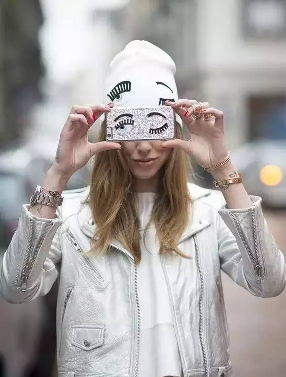 好看的手机壳推荐明星同款,明星们都用的手机壳超少女