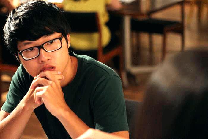 台湾的小学课本就跟绘本一样精致,现在的小学课本怎么变了