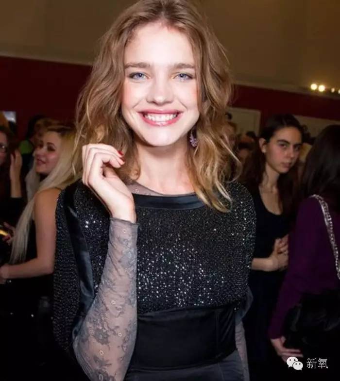 11岁卖水果，19岁嫁王室，29岁成LV太子妃……