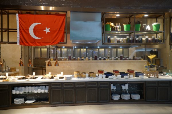 武汉依然繁华,武汉三个烟火气和浪漫的城市