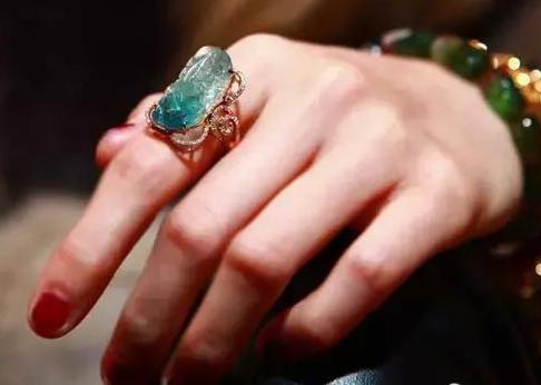 最旺财的玉貔貅,玉貔貅招财转运