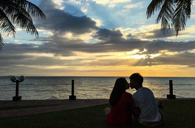 帅哥带你去日本旅游,仙本那个性旅拍婚纱照推荐