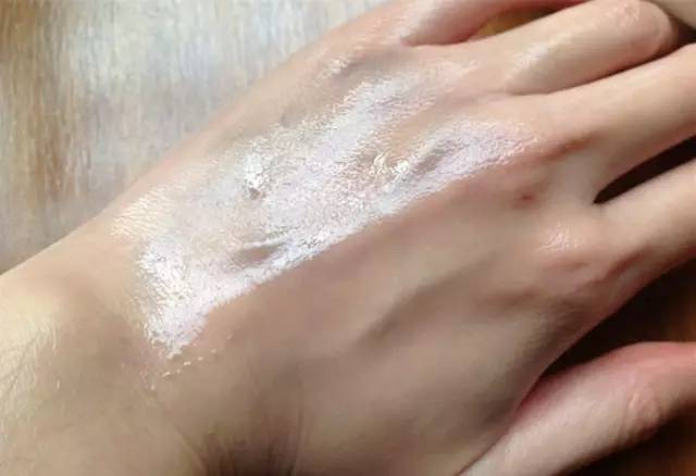 卸妆不彻底用什么产品好,卸妆不干净用什么产品好