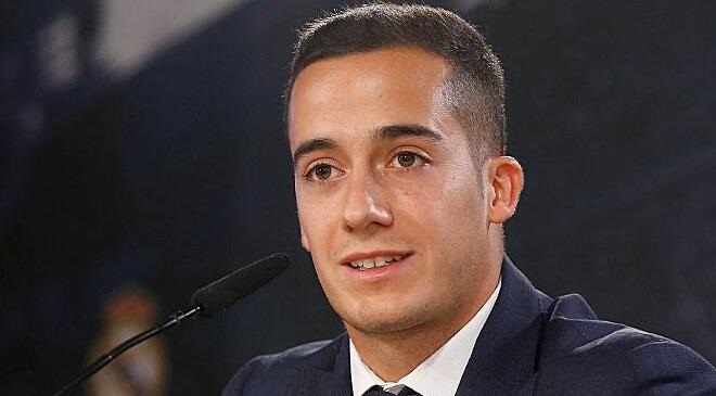 细数足坛十大美男子,2010足坛十大帅哥