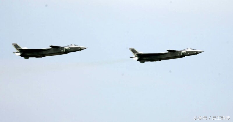 中航歼20最新视频,中航工业歼20