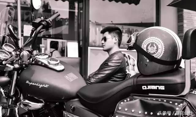 钱江SUPERLIGHT200出口版美式太子国内上市