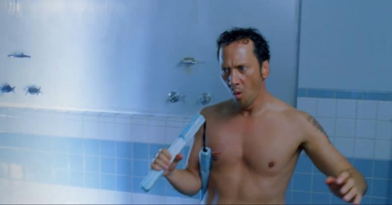 黑人想“捡肥皂”却被男主暴揍！这部美国监狱喜剧，搞笑100分！