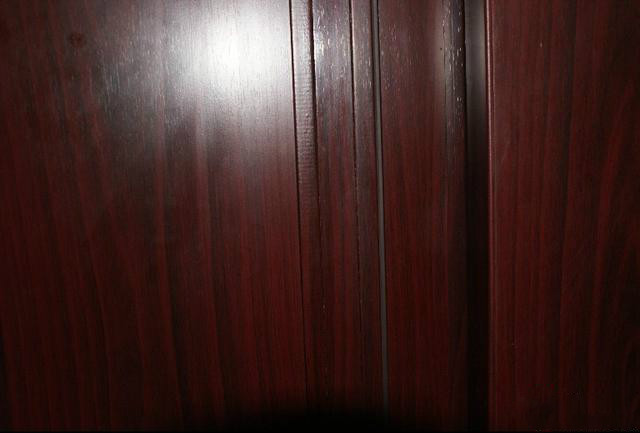 10年装修的老师傅忠告,木门安装关不严有什么妙招