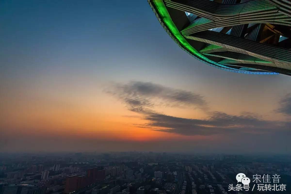 世界最大三塔连体建筑,全世界最大的三塔连体建筑