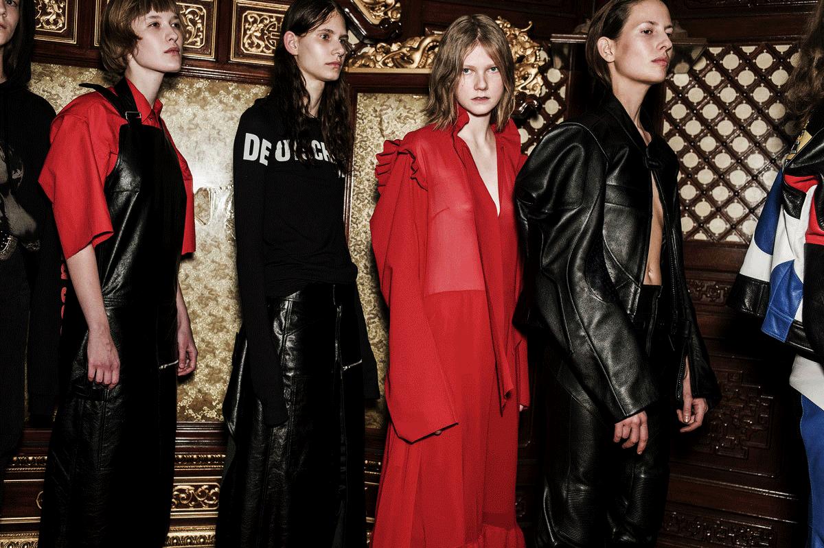 关晓彤袁姗姗穿裙子,袁姗姗关晓彤私服