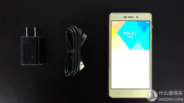 红米3开箱视频体验,699元小米手机推荐