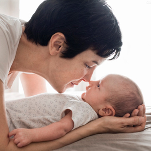 宝宝去除痱子最有效的方法,夏季如何预防痱子和去除痱子