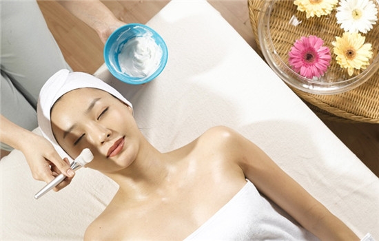 酸奶美白的正确方法,酸奶可以美白去黄吗