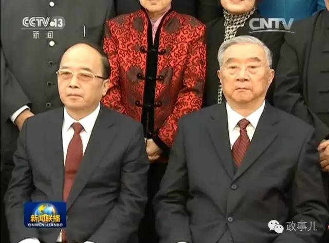 87岁的*启立胡**卸任了