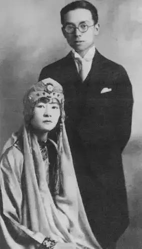 盘点科学家与夫人的伉俪情深：蒋英温婉低调，谭晶爽朗大气