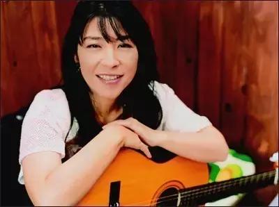 霓虹中的BossaNova这是我最后一次听小野丽莎