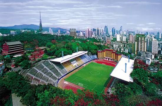 球队真不是一般人玩得起的，一年竟要花这么多钱！