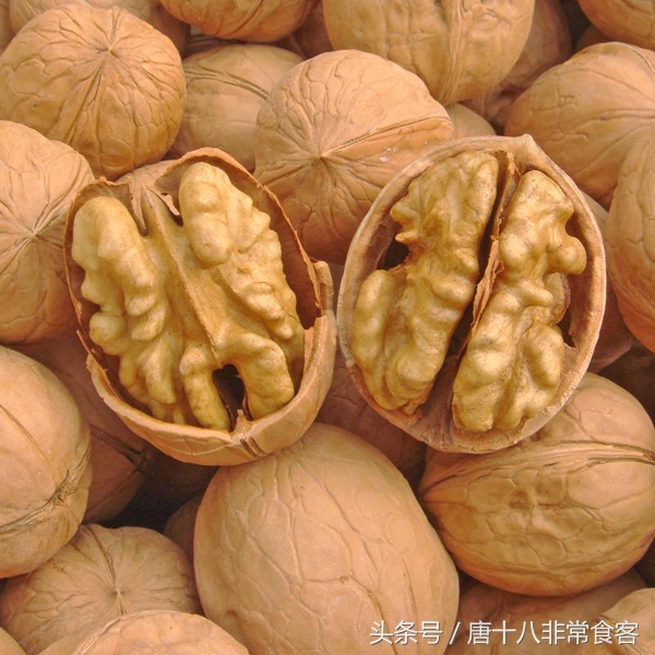 剥了核的核桃能放多久,生核桃剥开后里面一层能用吗