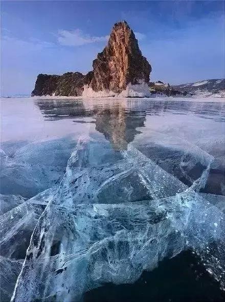 最清澈的湖泊贝加尔湖,贝加尔湖畔深沉而悠远