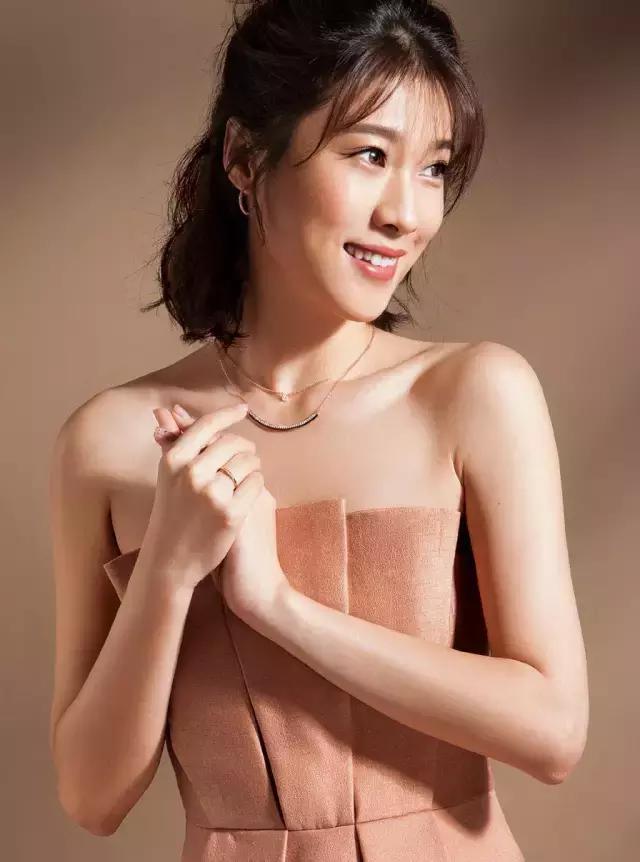 女明星的购物车都有什么？打开9位明星购物车，50%你会眼熟！