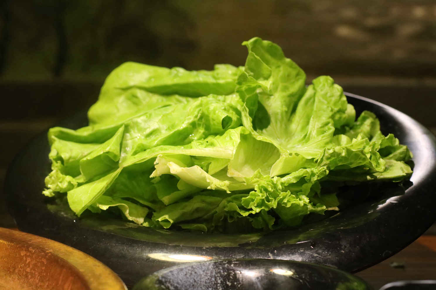 重庆和成都火锅流派有什么不同,四川和重庆的火锅最为出名怎么说