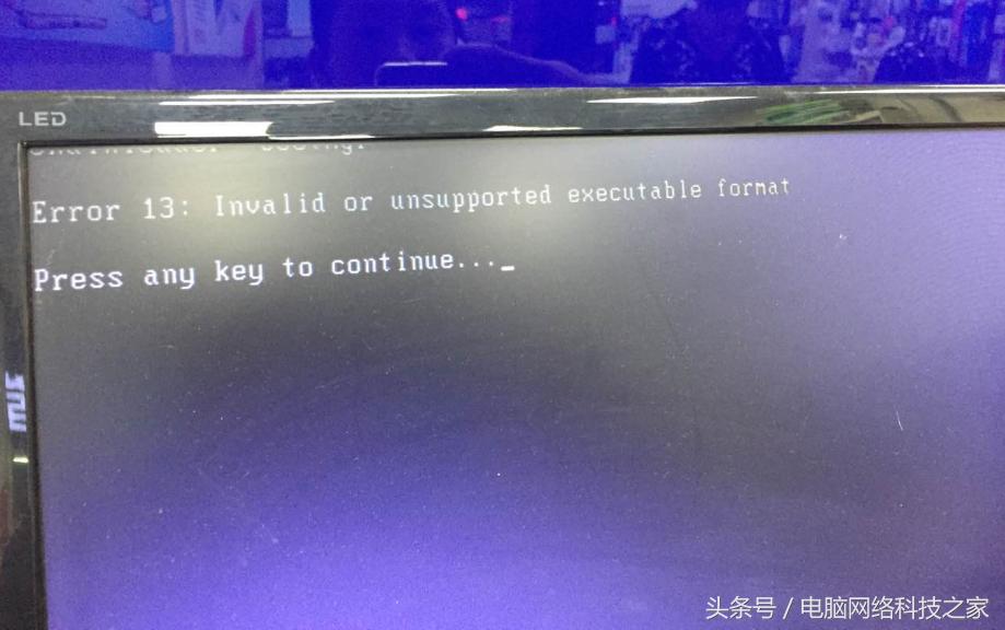 电脑开机到windows时就黑屏,电脑开机黑屏再进界面怎么解决