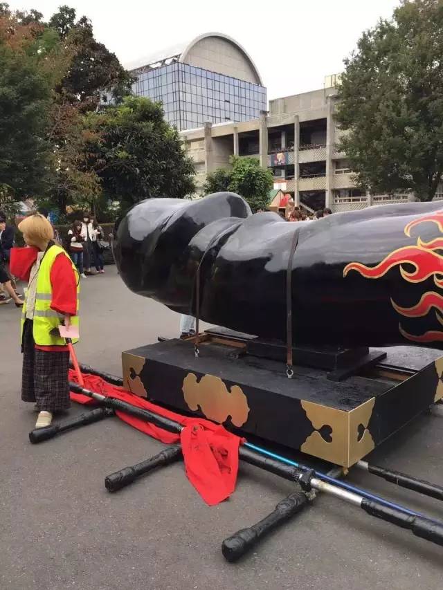 还有什么能比日本武藏野美术大学更疯狂？