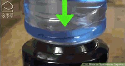 饮水机上水管内壁长毛了怎么清洗,饮水机第一次使用的清洗视频教程