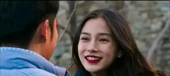 刘诗诗兰蔻口红,刘诗诗兰蔻小黑瓶