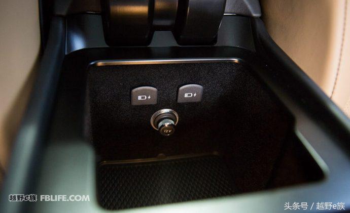 添越vs揽胜大小,添越实车对比揽胜