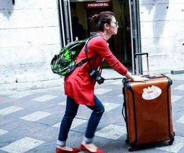 rimowaclassic31寸旅行箱,rimowa旅行箱凭什么这么贵