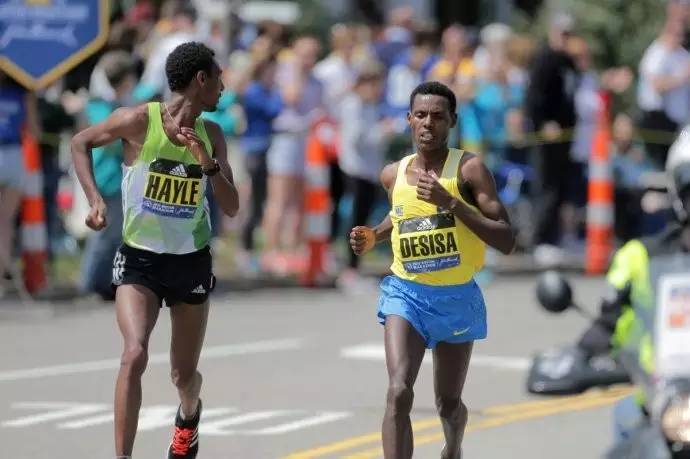 马拉松为什么有撞墙期呢,马拉松比赛撞墙