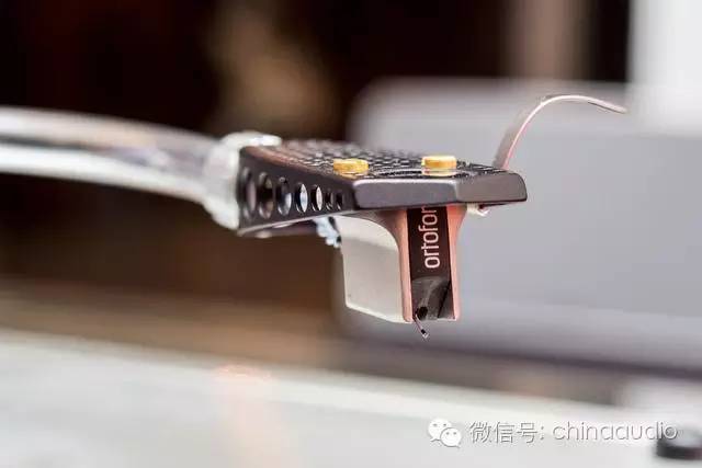 最原始黑胶唱片制作过程,原来黑胶唱片是这么做出来的