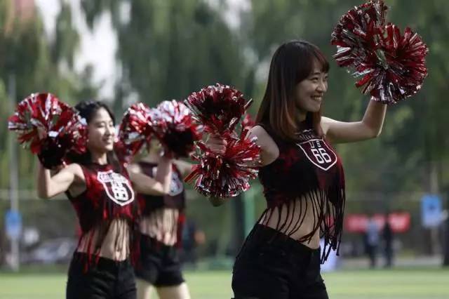 “我眼中的互联足球世界”二等奖作品展示