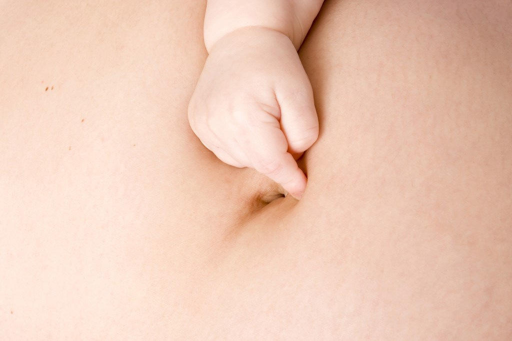 注意身体脏部位的清洗,宝宝频繁清洗的危害