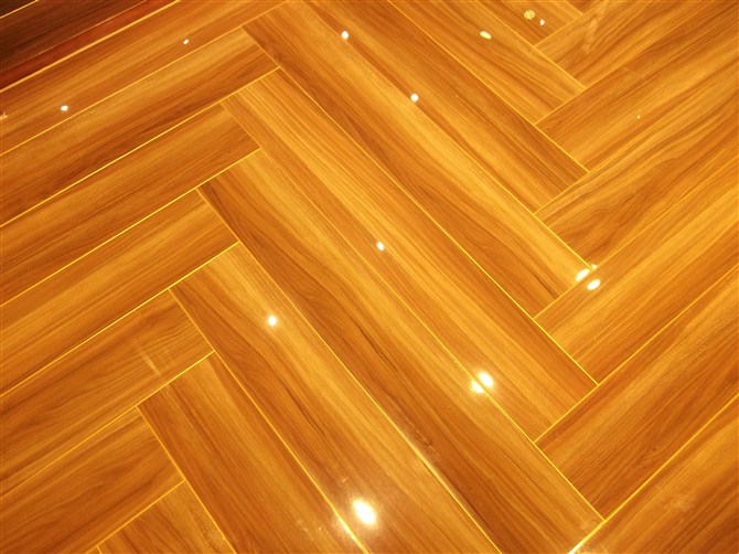 200平房子美缝多少钱,1200*200木纹砖美缝需要多少钱