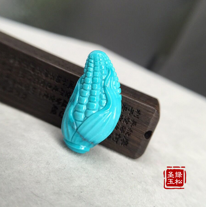 一组绿松石小型精美雕件欣赏,绿松石雕件等级划分图