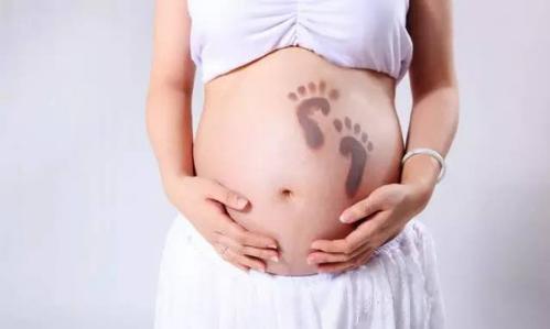 孕妇该如何警惕发生早产,准妈妈应警惕哪些自然流产危险期