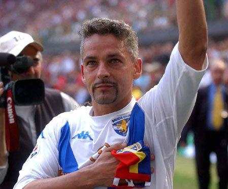 10号罗伯特巴乔,10号传奇