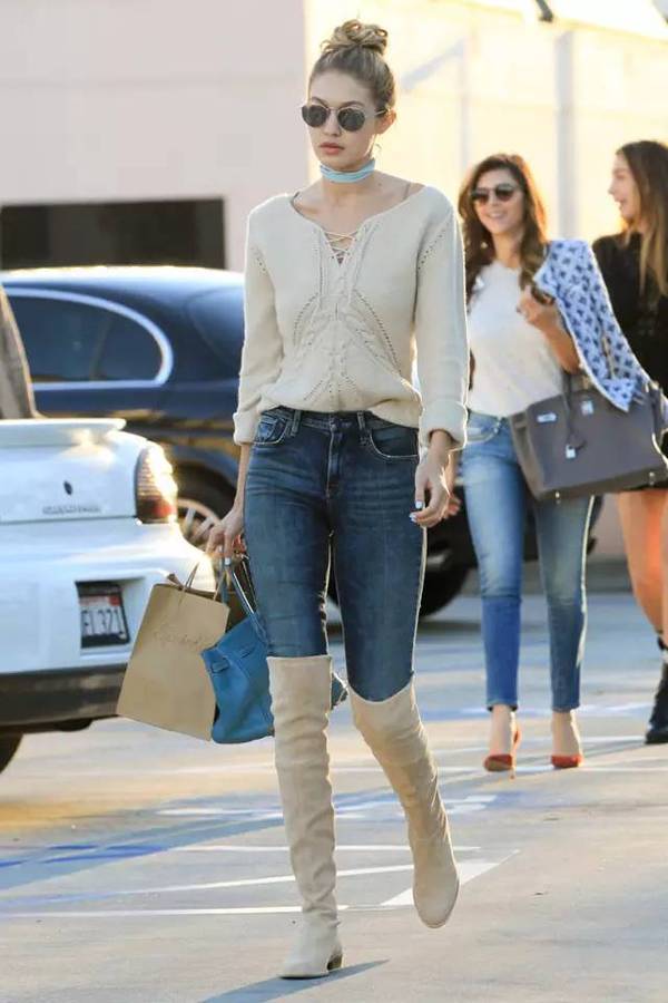 baby杨幂走秀,杨幂baby同框滑雪