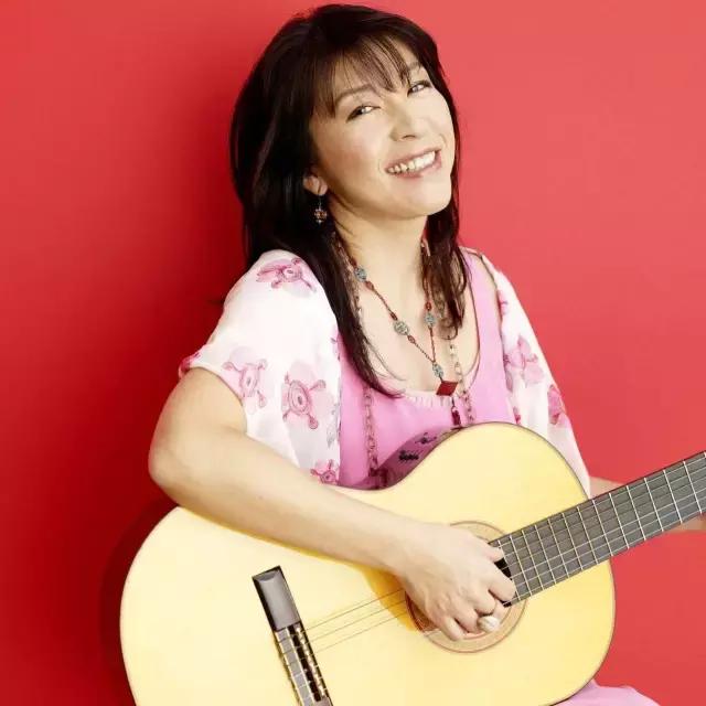 霓虹中的BossaNova这是我最后一次听小野丽莎