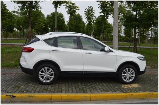 奔腾x801.8t和2.0哪个好,奔腾x80试驾2.0油耗咋样