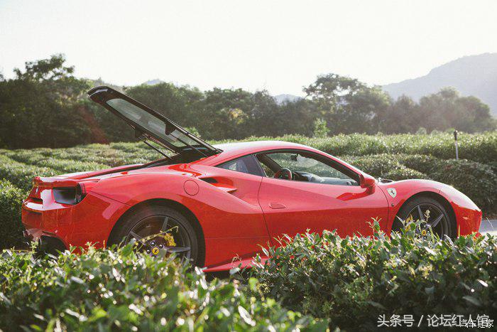 法拉利488评测重装上阵,法拉利488拆车视频