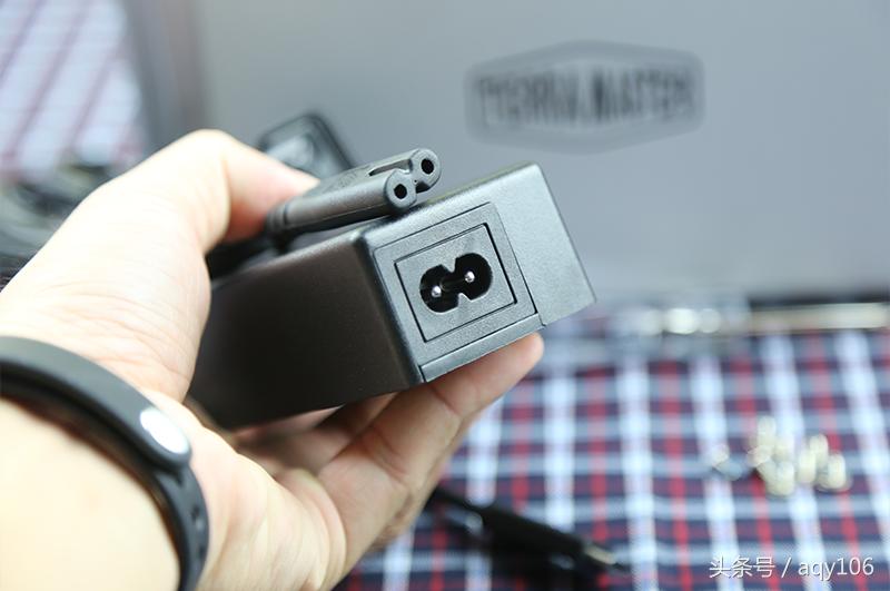 体验简单直接的TerraMasterD2-310