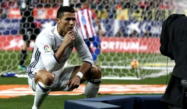 盘点十大足坛庆祝动作,足坛十大庆祝动作