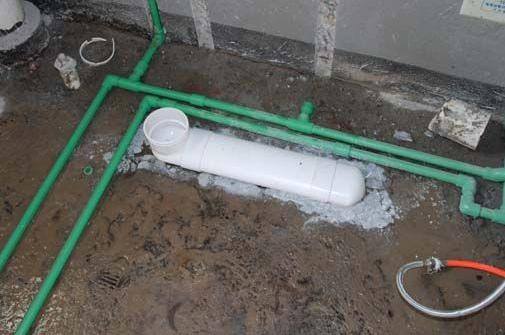 30年老师傅警告马桶千万不要随便移位，要移一定要这么移！