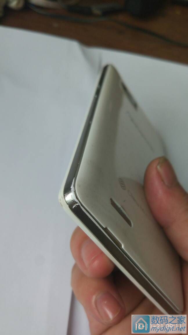 联想a788t手机拆装过程,怎么拆联想a798t手机