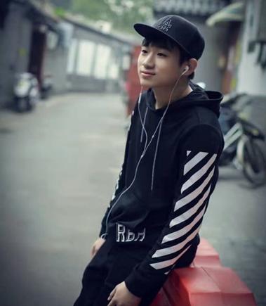 卡塔尔世界杯中国队员张玉宁,张玉宁卡塔尔比赛视频